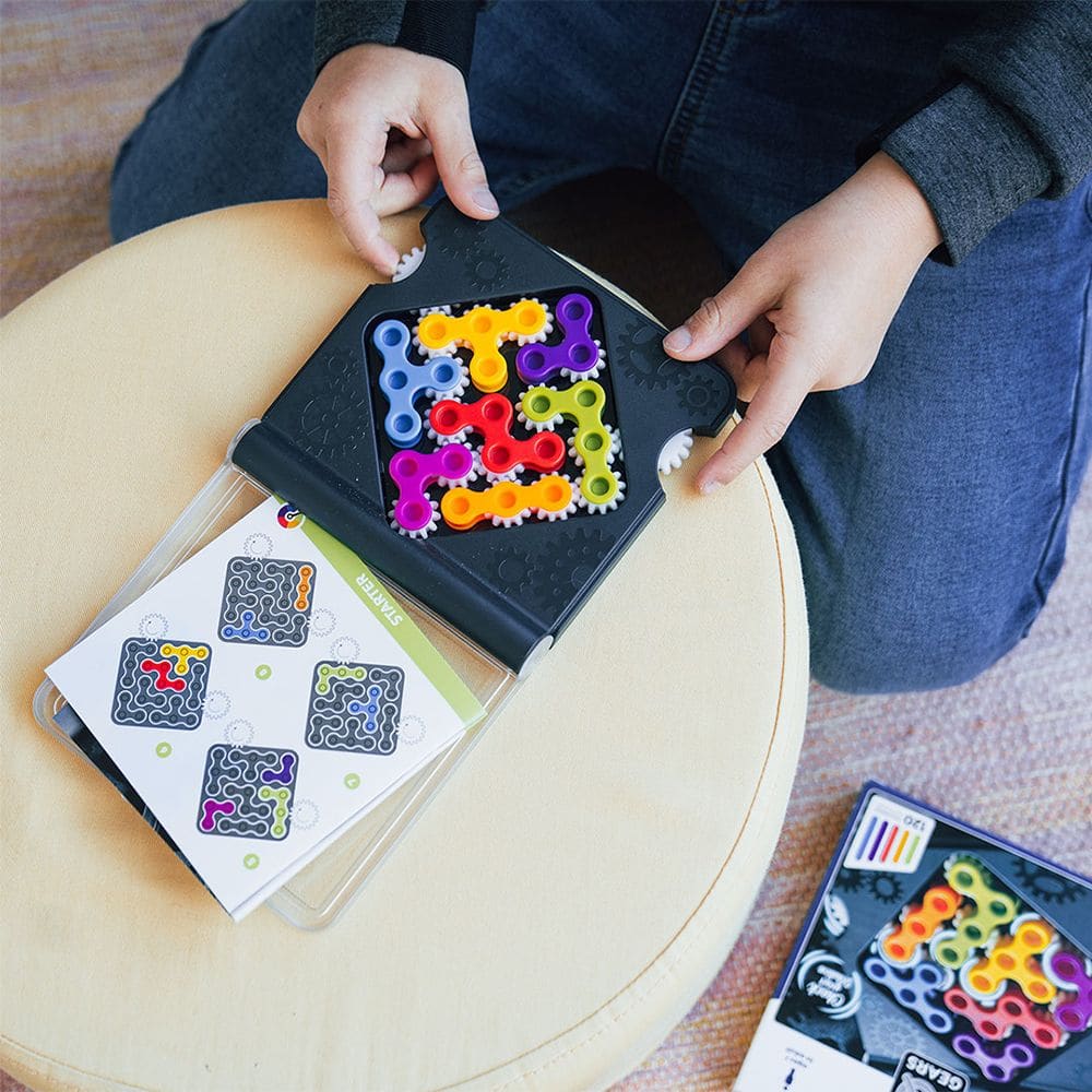 IQ Gears Puzzle Game - Smart Games